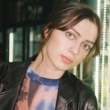 VIDEO: Lizzy McAlpine Releases 'All My Ghosts' Music Video