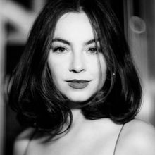 The Avalon Theatre Hosts An Evening With Social Media Star Stella Katherine Cole