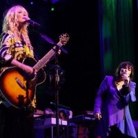 HEART'S Ann And Nancy Wilson And Elle King Chat About The 'Love Alive' Summer Tour