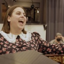 VIDEO: Beanie Feldstein, Ramin Karimloo, and More in Rehearsal For FUNNY GIRL