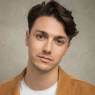 Guest Blog: Writer Tom Ratcliffe Talks About Drag, Social Media Behaviour & Bringing FAME WH*RE to the Stage