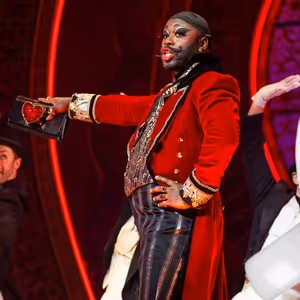 Wake Up With BroadwayWorld January 29, 2026- MOULIN ROUGE! Welcomes Bob the Drag…