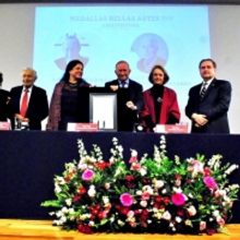 Agustín Hernández Navarro Y Xavier Cortés Rocha Han Hecho De La Arquitectura Y Del