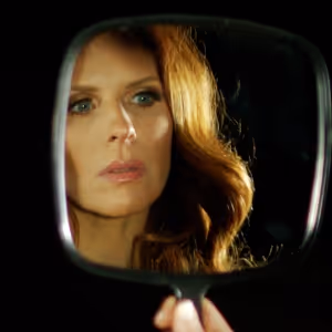 Watch: Country Singer-Songwriter Erin Duvall Releases Music Video for 'One by One'