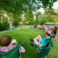 BWW Review: Dreamcatcher's SUMMER SOLOS series promises a joyous return to in-person…