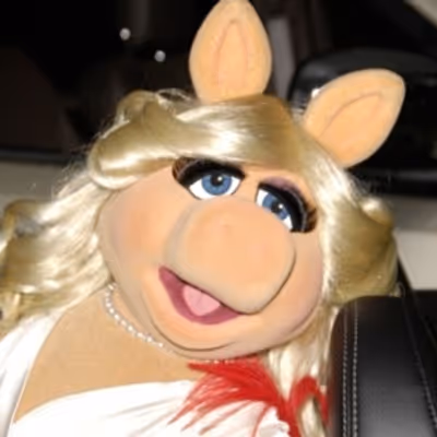 Cole Escola Writing Miss Piggy Movie, Jennifer Lawrence Says