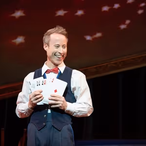 Review: NOTHING UP MY SLEEVE at Round House