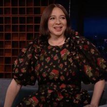 VIDEO: Maya Rudolph Wears Prince's Belly Chain as a Necklace