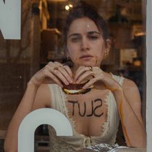 WOMAN SEEKING CUDDLES Will Come to Edinburgh Fringe
