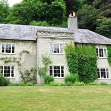 Review: BEDSIDE MANNERS at ARTS Theatre