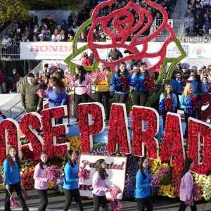 TODAY Anchors Hoda Kotb & Al Roker Return to Pasadena for NBC's 135th Rose Parade…