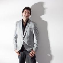 VIDEO: Dominic Ferris Creates Live Piano Request Shows