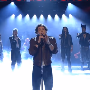Video: THE LOST BOYS Cast Performs 'My Heart With You' and 'Belong to Someone'