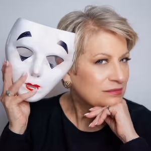 Interview: Goldie Dver Honors Anthony Newley in WHAT A MAN at Don't Tell Mama