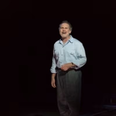 BWW Review: Tender GLASS MENAGERIE at Guthrie