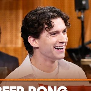 Tom Holland Plays Cyclops Beer Pong on THE TONIGHT SHOW STARRING JIMMY FALLON