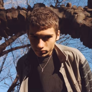 Glaive Unveils New Song 'tijuana freestyle'