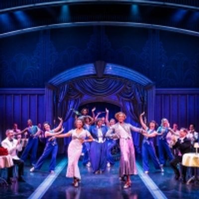 Review Roundup: SOME LIKE IT HOT Opens on Broadway!