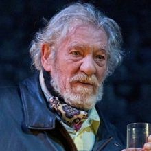 Sir Ian McKellen Pulls Out of PLAYER KINGS Tour Following Onstage Fall