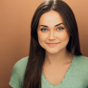 Interview: Hatty Ryan King of DEAR EVAN HANSEN at Theatre Under The Stars