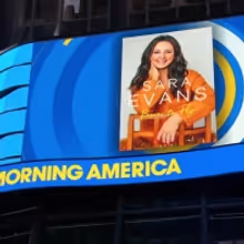 VIDEO: Sara Evans Appears on GOOD MORNING AMERICA