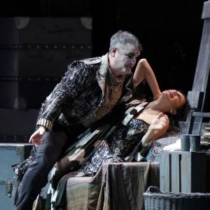 Interviews: Hablamos con los protagonistas de LAS GOLONDRINAS en el Teatro de la…
