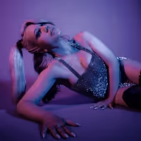 Slayyyter Premieres 'Clouds' Video from Upcoming Debut LP