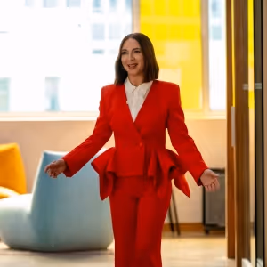 Apple TV+ Sets Season 3 Premiere for LOOT with Maya Rudolph