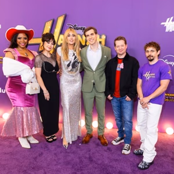 Photos: Miley Cyrus Reunites with HANNAH MONTANA Stars at 20th Anniversary Special Pr Photo