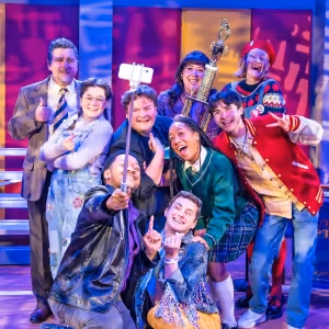 Review: THE 25TH ANNUAL PUTNAM COUNTY SPELLING BE at Paramount Theatre