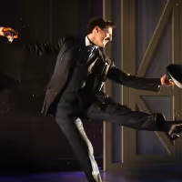 SINGIN' IN THE RAIN at Olney Theatre Center is Toe Tapping Terrific!