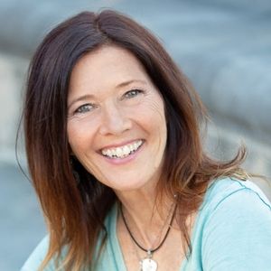 Kim McLean Featured at Country Music Hall of Fame Songwriter Sessions
