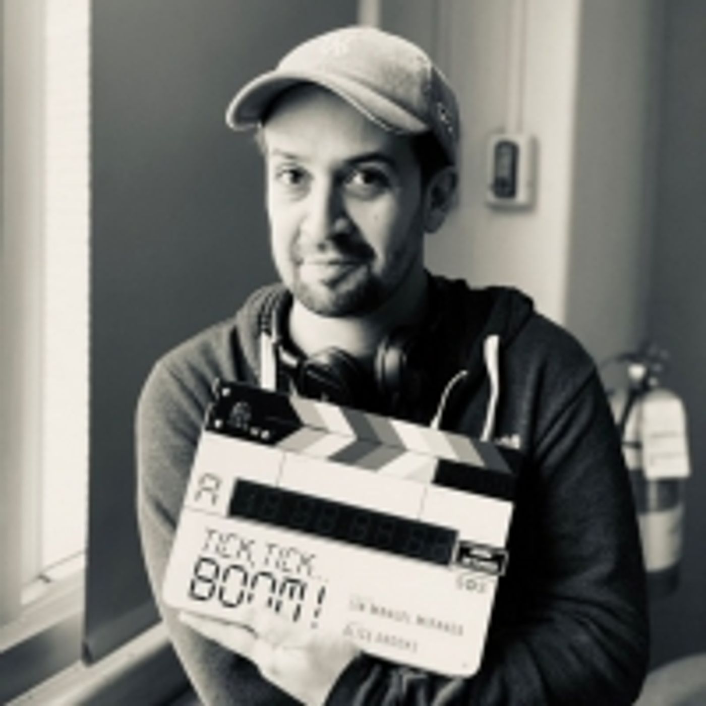 Wake Up With BWW 3/4: Olivier Award Nominees, and More!  Image