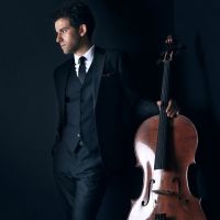 Cellist Nicholas Canellakis Joins Suòno Artist Management Roster