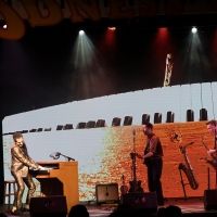 BWW Review: GREAT BALLS OF FIRE at Dutch Apple Dinner Theatre