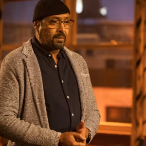 Exclusive: Why Jesse L. Martin Decided to Sing in New Episode of THE IRRATIONAL