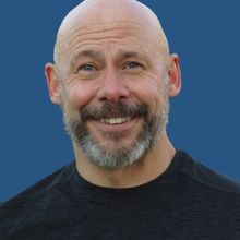 Interview: Dean Holt of ALICE IN WONDERLAND at Children's Theatre Company