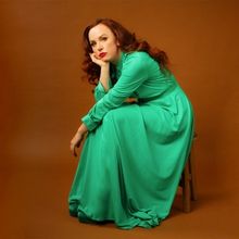 Review: CATHERINE BOHART: AGAIN, WITH FEELINGS, Soho Theatre