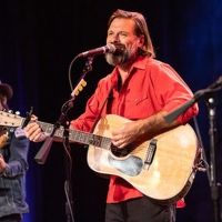 Chris Stapleton Scatters, Smothers and Covers 2019 Tunie™ Awards