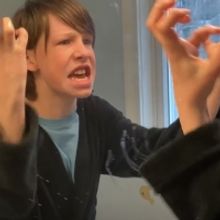 VIDEO: Watch MRS. DOUBTFIRE's Jake Flynn Ryan Give a Quarantine Update to a HAIRSPRAY