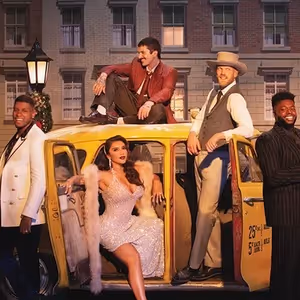 Video: Scott Hoying Is Celebrating Christmas in the City