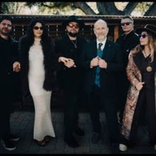 Colin Hay and Men At Work to Embark on Summer 2026 Tour