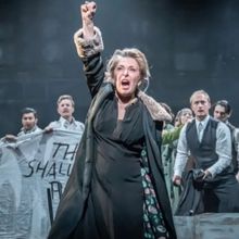 Tracy-Ann Oberman's THE MERCHANT OF VENICE Hires Security Due to Antisemitism