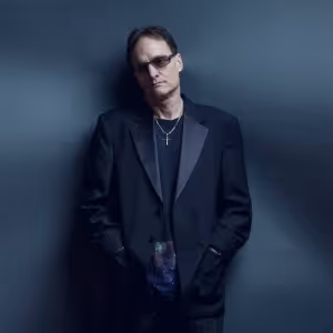 Jazz Artist Bob Holz Signs With SoVibe Entertainment