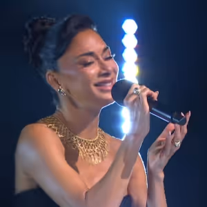 Video: Nicole Scherzinger Performs "As If We Never Said Goodbye"