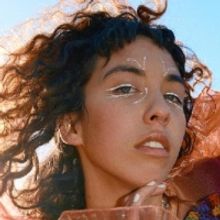 INDIGO DE SOUZA Releases New Single 'Smog'