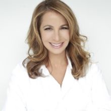 The (REAL) CELEBRITY HOUSEWIVES Will Appear at the Delray Beach Playhouse