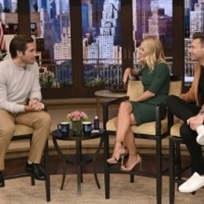 VIDEO: Jake Gyllenhaal Says Love Conquers All in SEA WALL / A LIFE