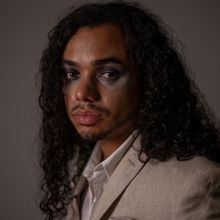 Bilingual Sunset Cello Show Explores Forbidden Queer Love This Summer