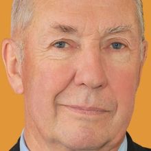 Interview: Nick Ullett Throws A THEATRICAL CATASTROPHE of THE BIRTHDAY PARTY